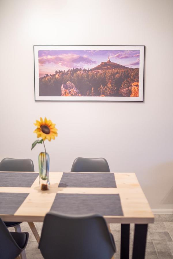 Apartmany Pod Jestedem 리베레츠 외부 사진